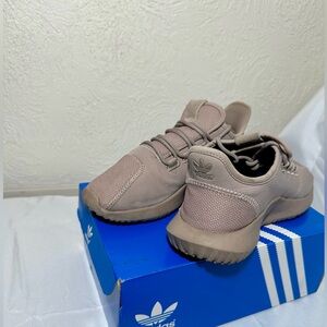 Abdidas Originals Tubular Shadow Lace Ups. Size 6,  Grey/Tan Color